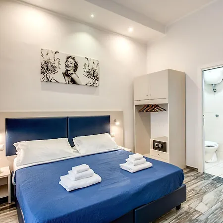 Napoli's Gold Gasthuis 3*