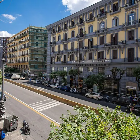 Napoli's Gold Pensión 3*