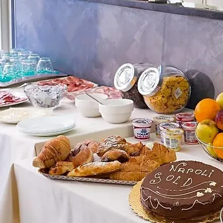 Napoli's Gold ゲストハウス 3*