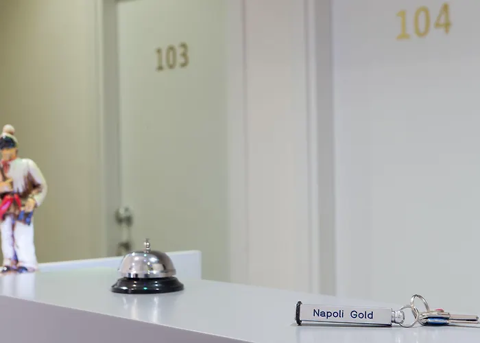 Napoli's Gold Pensión Nápoles