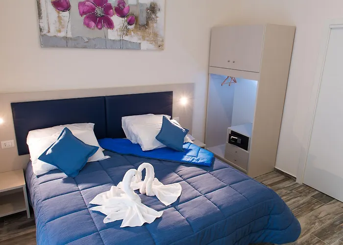 Napoli's Gold Pensión Nápoles