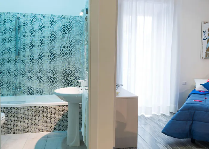 Pensión Napoli's Gold 3*