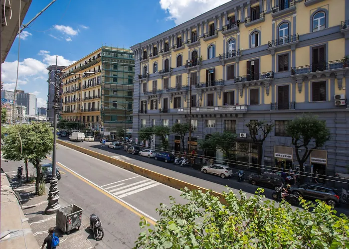 Napoli's Gold Pensión 3*