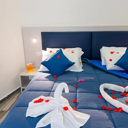 Napoli's Gold 招待所