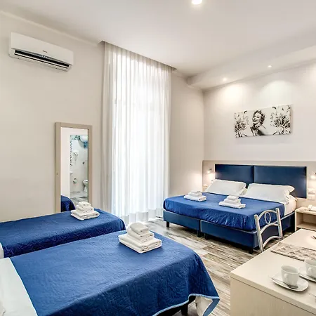 Napoli's Gold Gasthof 3*