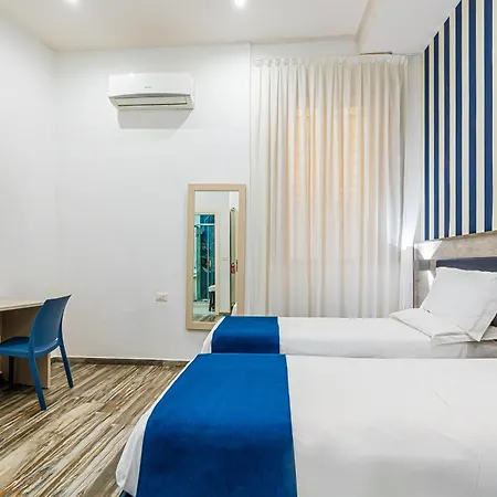 Napoli's Gold Gasthof 3*